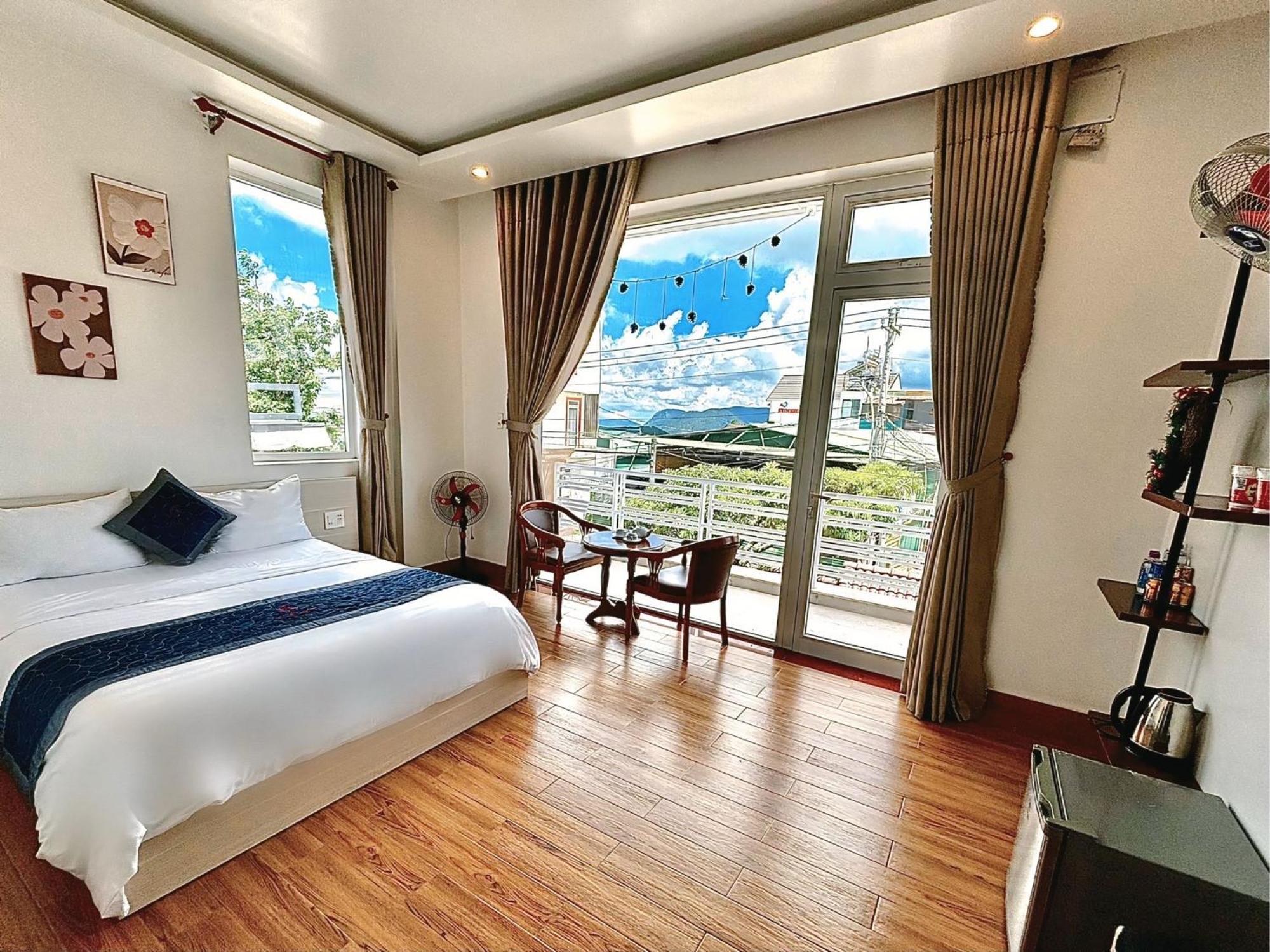Cosy Hotel & Apartment Dalat Exterior photo